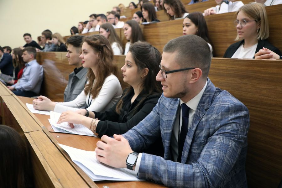 В ВолгГМУ стартовал Международный морфологический форум «Сталинградская сирень»