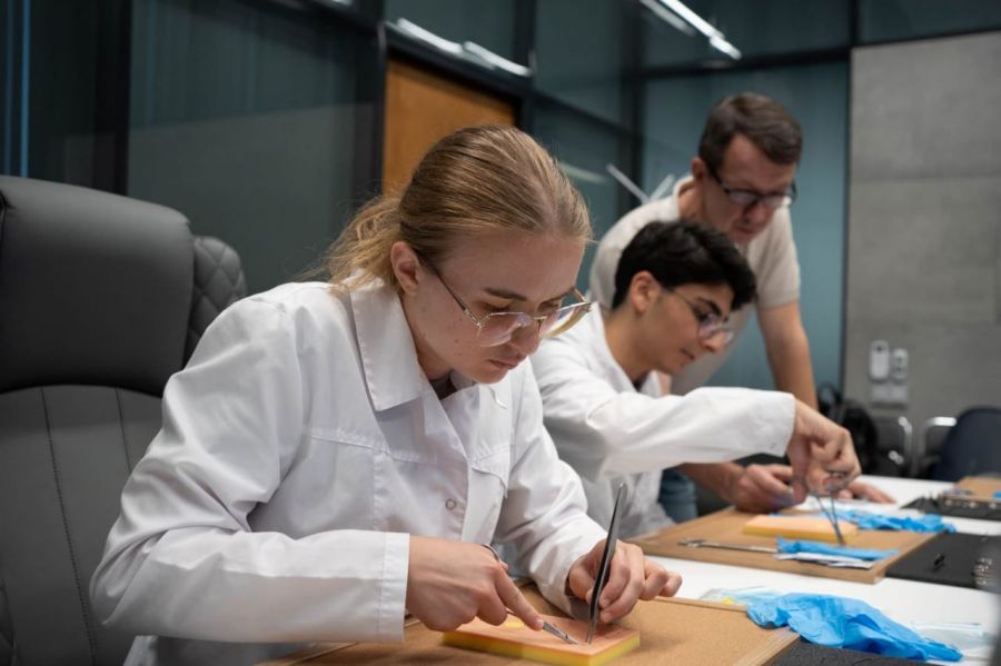 Центр дополнительного образования ВолгГМУ запускает три программы дополнительного образования для студентов и ординаторов – «Зимняя школа ВолгГМУ 2026»