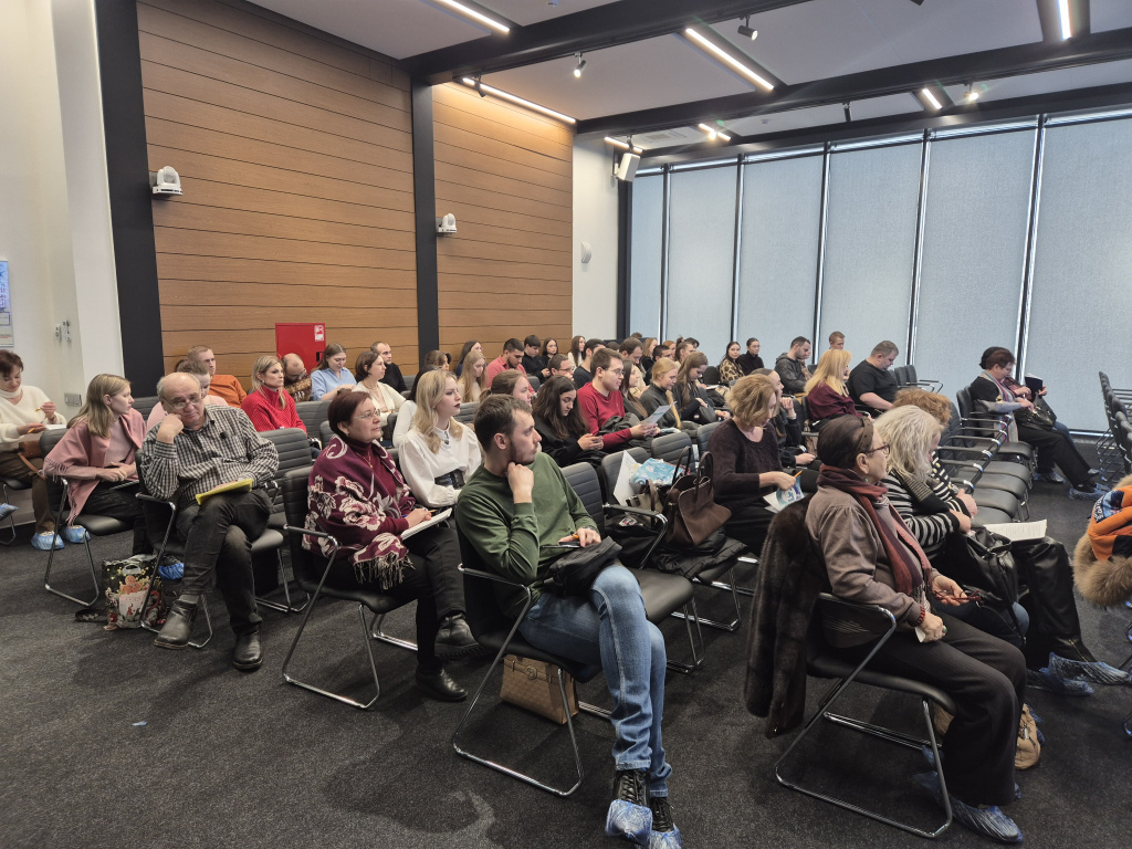 Синдром горящего рта и причины стоматологических заболеваний обсудили врачи и ученые на научной конференции 