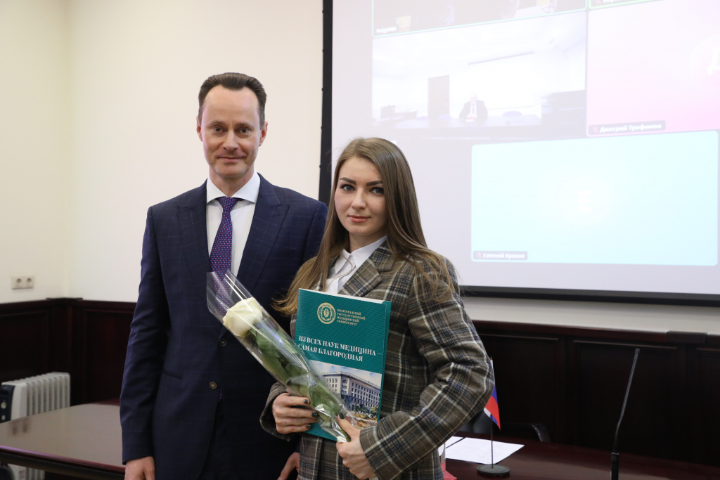 Мария Затямина - младший научный сотрудник лаборатории фармакокинетики отдела синтеза и фармтехнологий научного центра инновационных лекарственных средств с опытно-промышленным производством