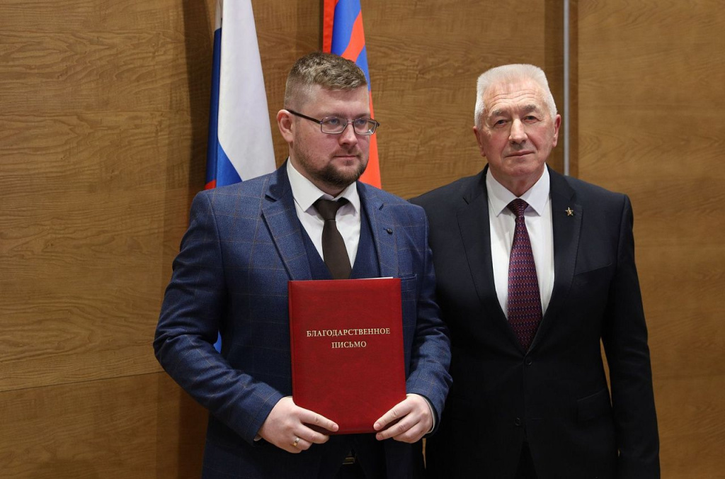 За многолетний добросовестный труд награжден Дмитрий Мальцев 