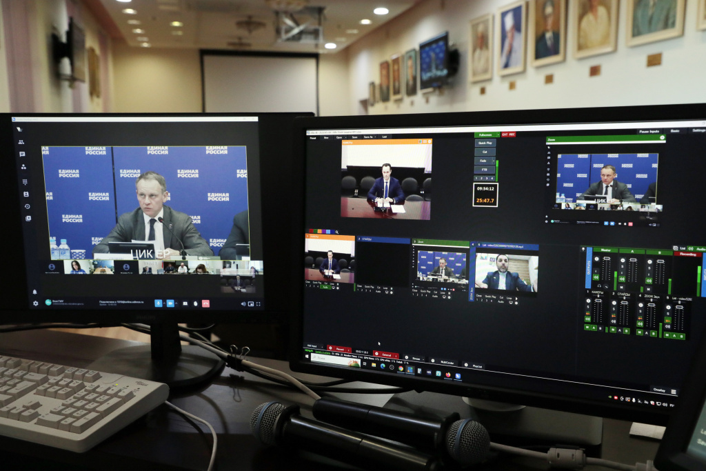 Владимир Шкарин представил опыт ВолгГМУ по капремонту общежитий на всероссийской конференции