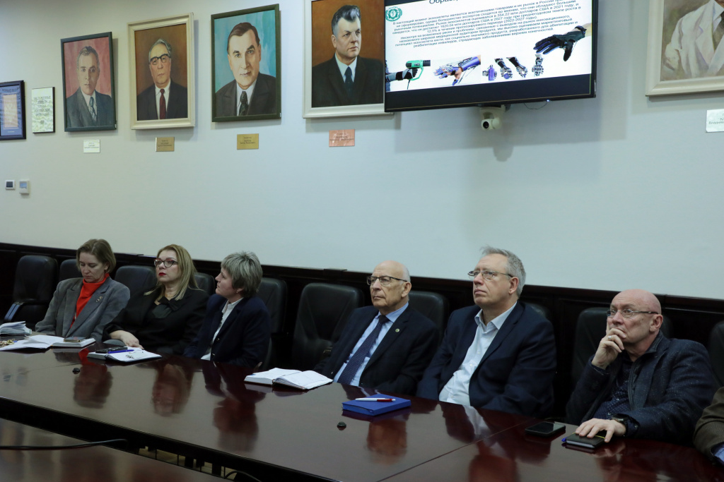 Научно-технический совет ВолгГМУ поддержал разработку нового экзопротеза Научно-технический совет ВолгГМУ поддержал разработку нового экзопротеза