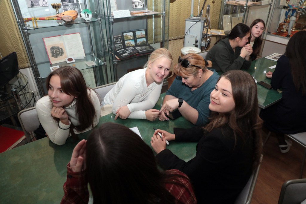 В музее истории ВолгГМУ состоялся квиз, посвященный наследию академика Николая Семашко