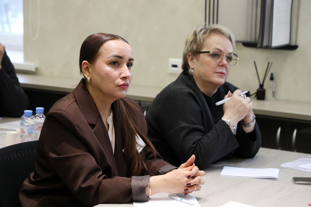 В этот раз участниками стали главные врачи и заместители руководителей медицинских организаций из Волгограда и Астрахани, Ставропольского края, Карачаево-Черкесской и Кабардино-Балкарской республик