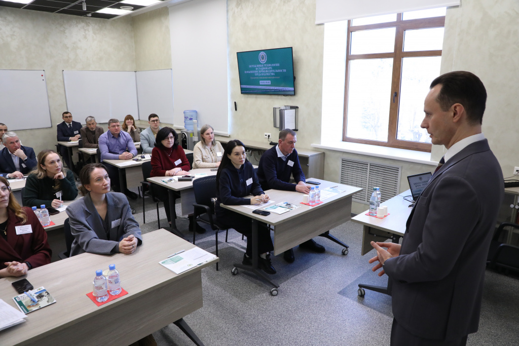 Новая группа управленцев приступила к обучению в Волгоградском государственном медицинском университете Минздрава России по программе повышения квалификации «Школа главного врача — регион»
