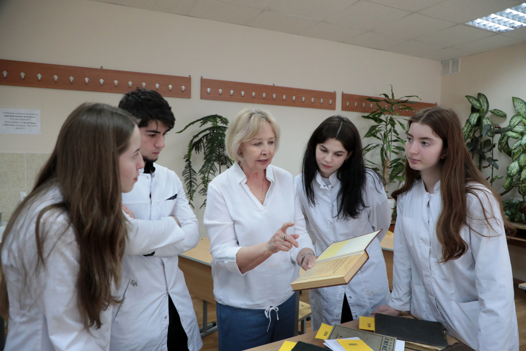 «От гигрометра до геоинформационных технологий – путь в 90 лет»