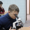 2019-11-19 Учащиеся Школы «Юный медик ВолгГМУ» изучили строение микроскопа и клетки