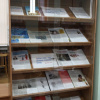 Стенд с книгами. Библиотека. Здоровый образ жизни
