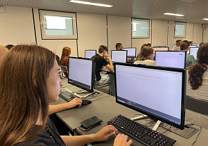 Чтобы стать доктором, выпускники медвуза выбирают последипломное образование